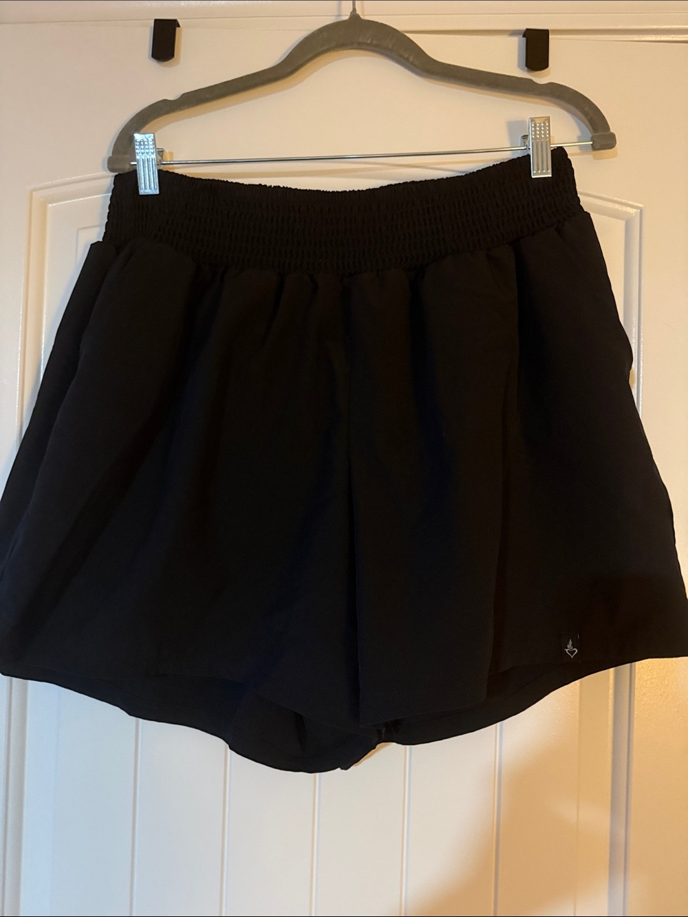Women’s Black Elastic Waist Shorts - torrid